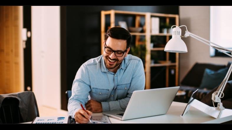 Crafting the Perfect Resume for Remote Work for Europe